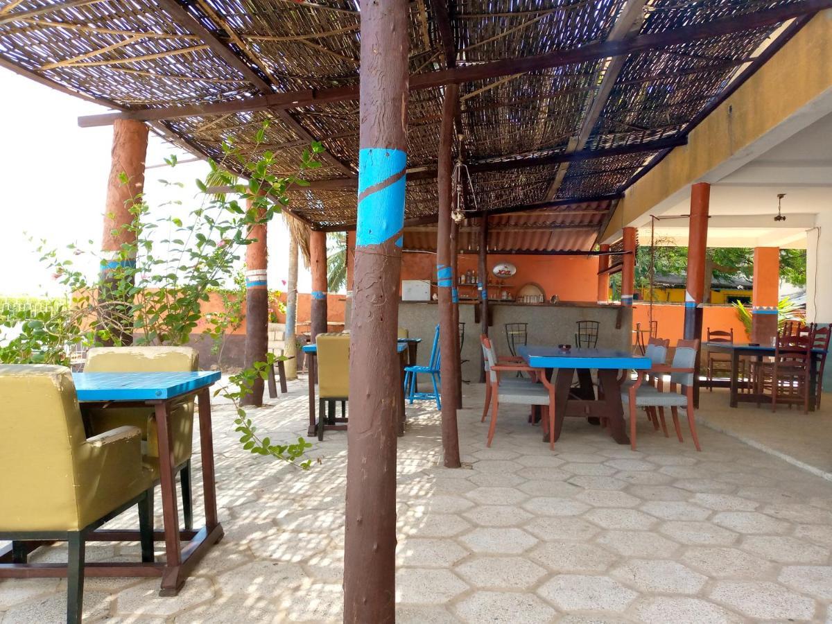 Auberge Cafétéria Restaurant Cœur Océan Joal-Fadiout Esterno foto