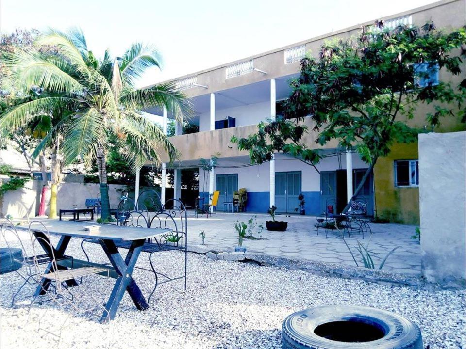 Auberge Cafétéria Restaurant Cœur Océan Joal-Fadiout Esterno foto